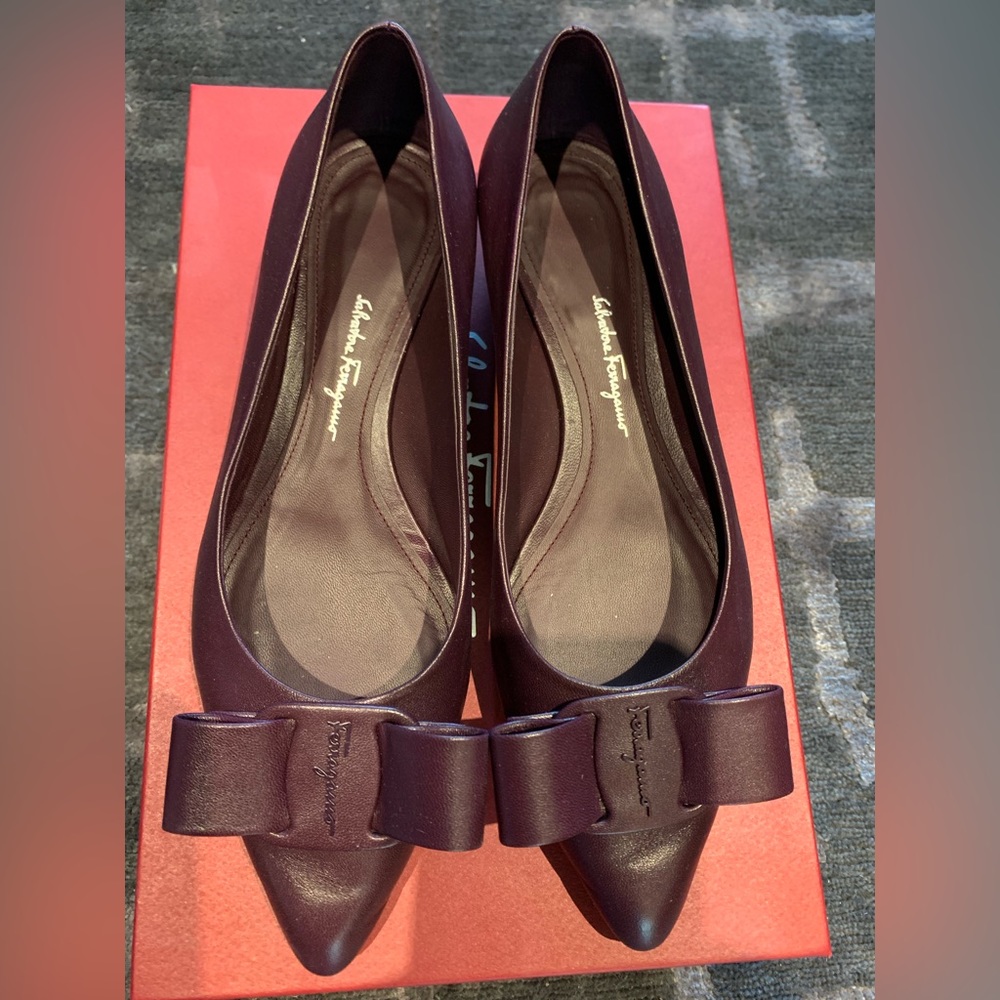 Viva 25mm pointed-toe pumps from SALVATORE FERRAGAMO.
